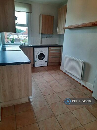 1 Bedroom Flat To Rent In Kent House Road, London, SE26