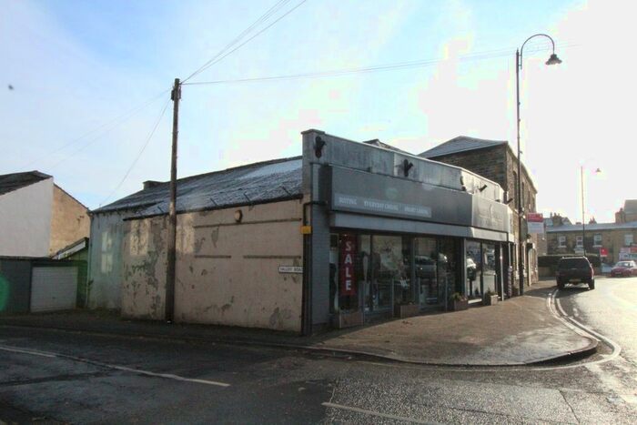 Land To Rent In Bradford Road, Cleckheaton, BD19