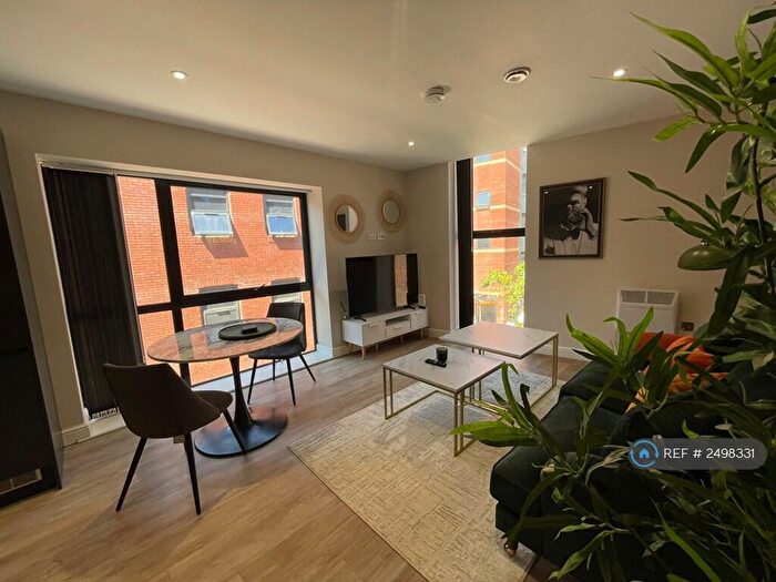 1 Bedroom Flat To Rent In Park Cross Street, Leeds, LS1