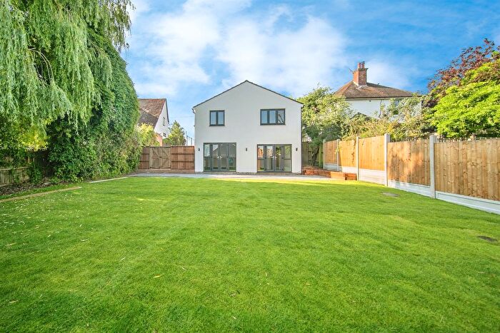 3 Bedroom Detached House For Sale In Julien Court Road, Braintree, CM7