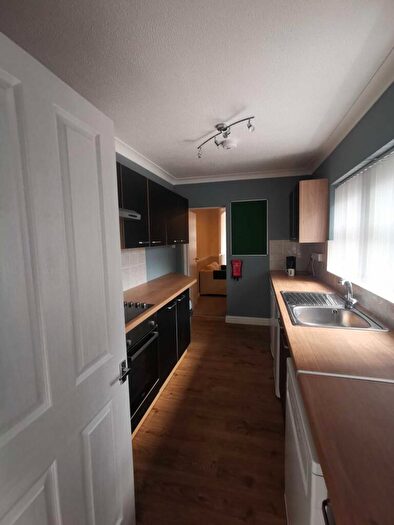 4 Bedroom House To Rent In Cardigan Road, Reading, RG1