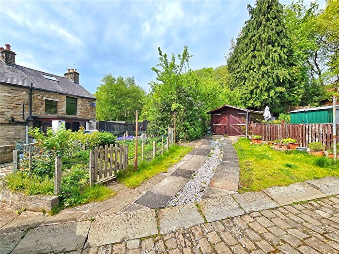 2 Bedroom Terraced House For Sale In Peel Street, Rawtenstall, Rossendale, BB4