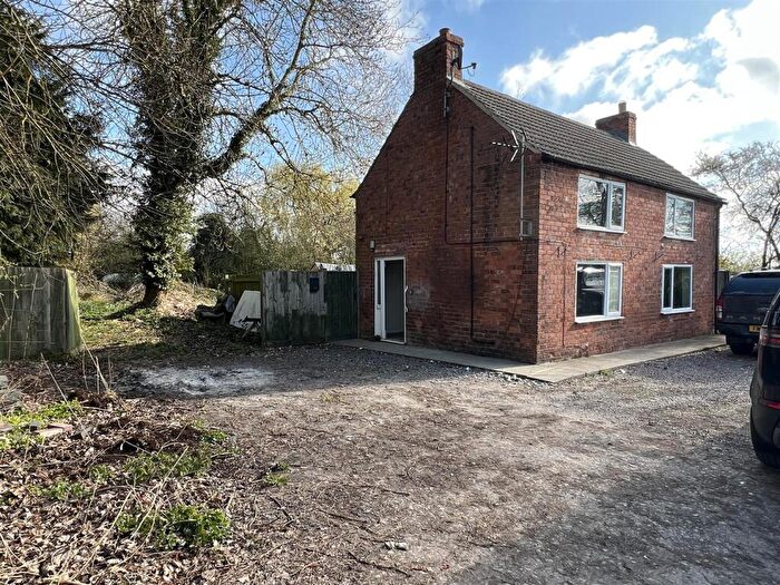 3 Bedroom Detached House For Sale In School Lane, Aby, LN13