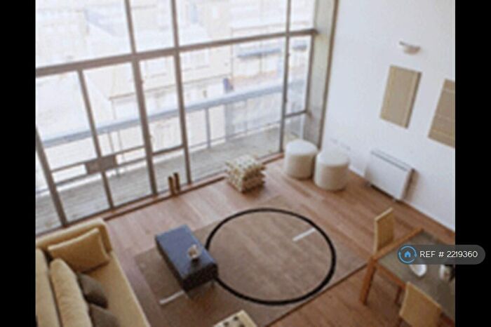 2 Bedroom Flat To Rent In Wenlock Road, London, N1