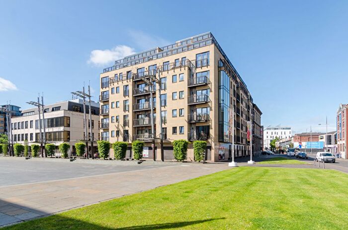 1 Bedroom Flat To Rent In Custom House Apartments, Belfast, BT1