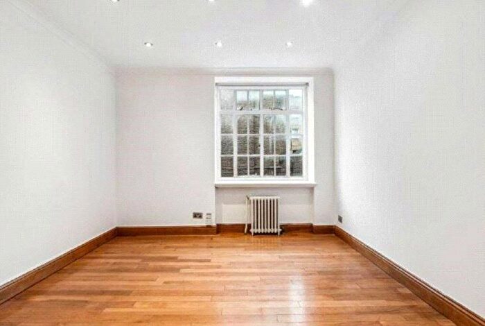 1 Bedroom Flat To Rent In Seymour Street, Marylebone, London, W1H