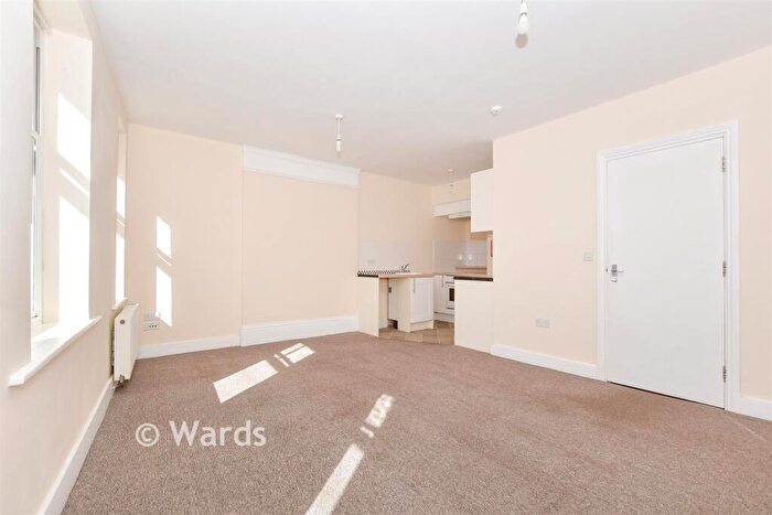 2 Bedroom Maisonette For Sale In Sandgate Road, Folkestone, Kent, CT20