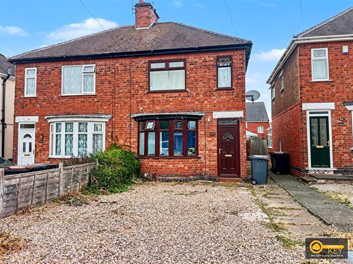 3 Bedroom Semi-Detached House For Sale In Beaumont Place, Nuneaton, CV11