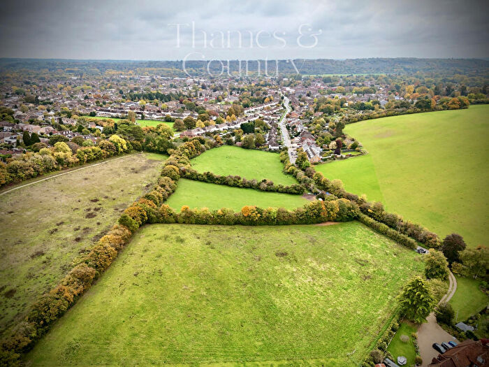 Farm Land For Sale In Land Plot A & B, Approx . Acres- Next To The Old Workhouse, Mundaydean Lane, Marlow, SL7