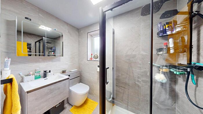 2 Bedroom End Of Terrace House For Sale In Manorfield Close, Little Billing, NN3