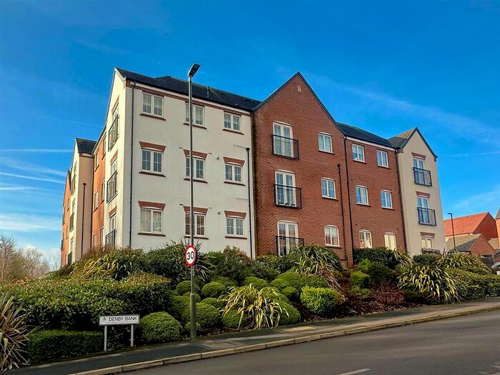 2 Bedroom Flat To Rent In Denby Bank, Marehay, Ripley, DE5