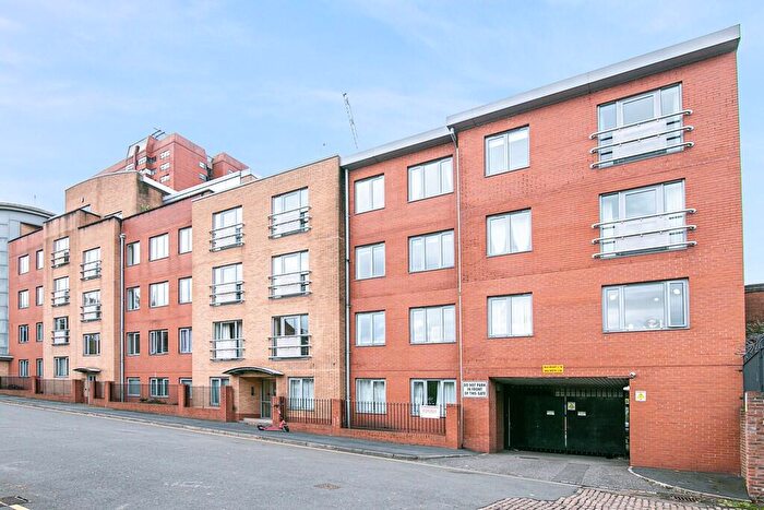 2 Bedroom Apartment For Sale In Broadwalk, Upper William Street, Birmingham, B1
