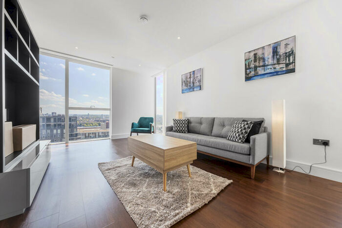 2 Bedroom Apartment To Rent In Harbour Way, London, E14