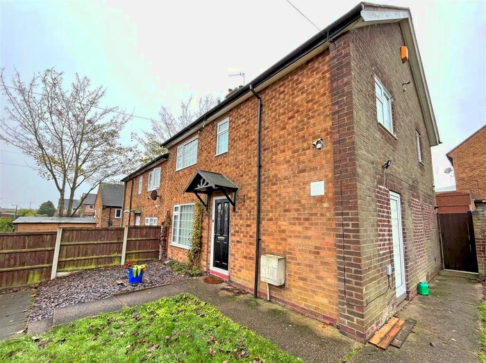 4 Bedroom Semi-Detached House To Rent In Ringstead Walk, Bestwood Park, Nottingham, NG5