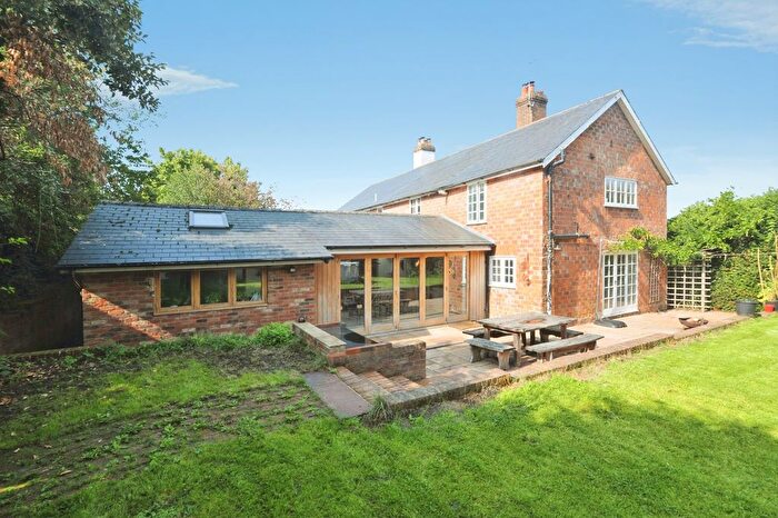 3 Bedroom End Of Terrace House For Sale In Prince Albert Terrace, High Street, Robertsbridge, East Sussex, TN32