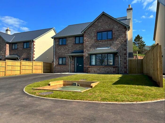 4 Bedroom Detached House For Sale In Orchard Close, Glewstone, Ross-On-Wye, HR9