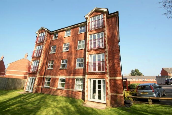 2 Bedroom Flat To Rent In Greyfriars Road, Exeter, EX4