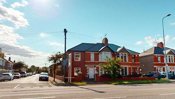 5 Bedroom Semi-Detached House For Sale In Caerphilly Road, Rhiwbina, Cardiff, CF14