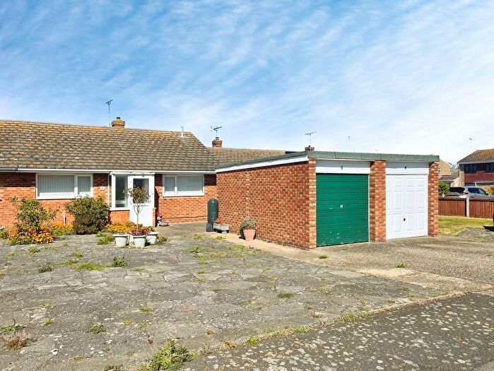 2 Bedroom Semi Detached Bungalow For Sale In Headcorn Gardens, Cliftonville, CT9