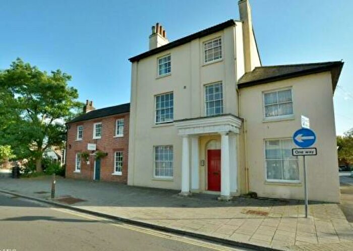1 Bedroom Apartment For Sale In Leigh Road, Wimborne, BH21
