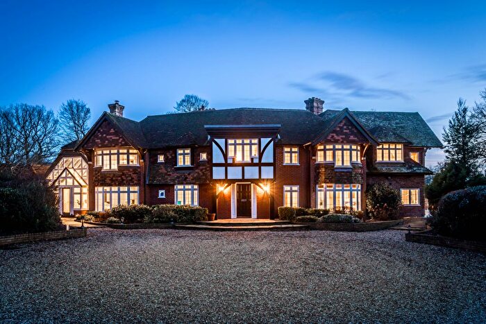 7 Bedroom Detached House For Sale In Long Mill Lane, Sevenoaks, TN15