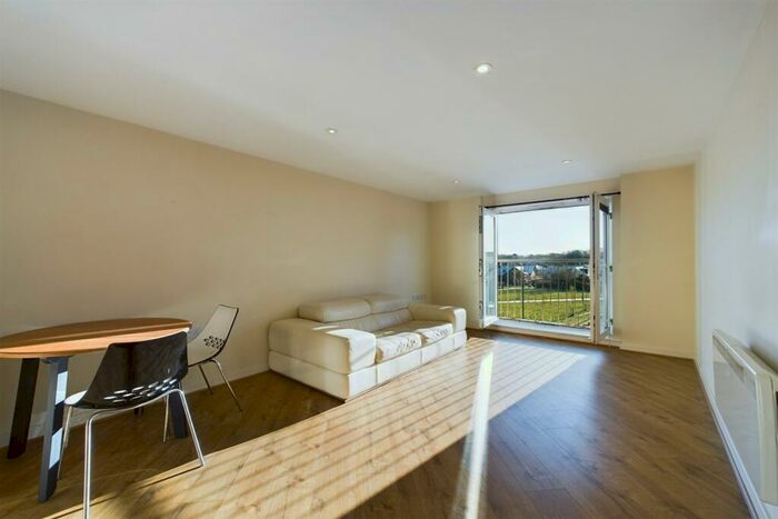 2 Bedroom Apartment To Rent In Wrendale Court, Gosforth, Newcastle Upon Tyne, NE3