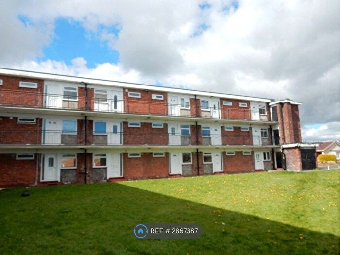 1 Bedroom Flat To Rent In Riversdale House, Stakeford, Choppington, NE62