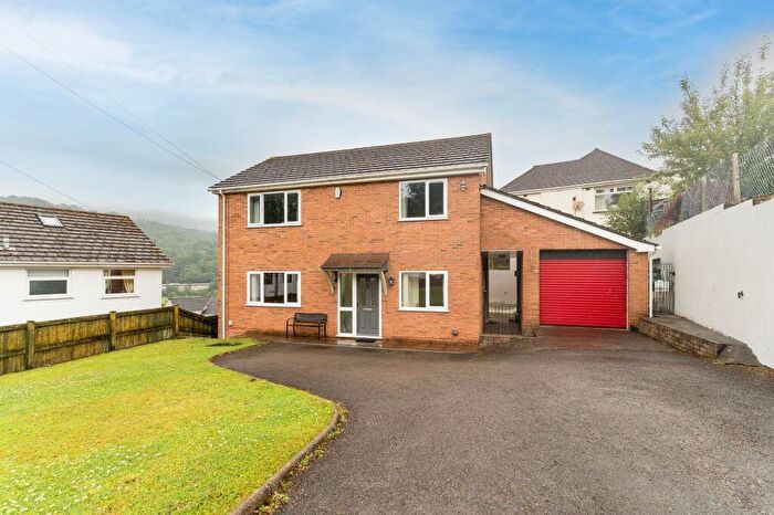 4 Bedroom Detached House For Sale In Leydene Close, Risca, NP11