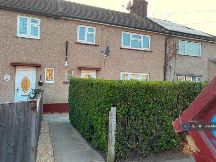 3 Bedroom Terraced House To Rent In Tennyson Walk, Tilbury, RM18