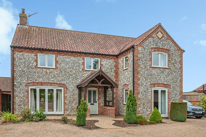 4 Bedroom Detached House For Sale In Fulmodeston Road, Hindolveston, Dereham, NR20