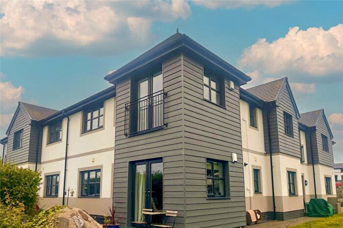 2 Bedroom Apartment For Sale In Lon Y Dderwen, Conwy, LL32