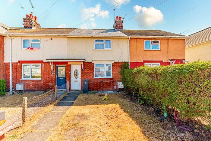 3 Bedroom Terraced House For Sale In Sturdee Avenue, Great Yarmouth, NR30