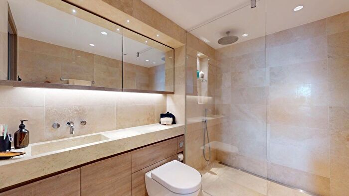 2 Bedroom Flat To Rent In Blackfriars Road, London, SE1