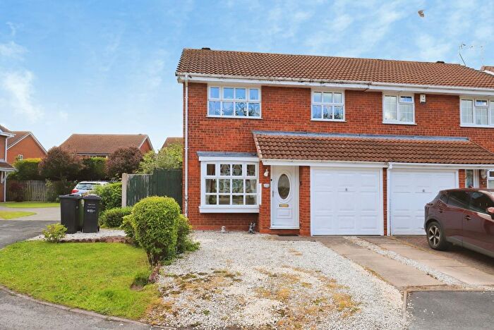 3 Bedroom Semi-Detached House For Sale In Webb Avenue, Perton, Wolverhampton, Staffordshire, WV6