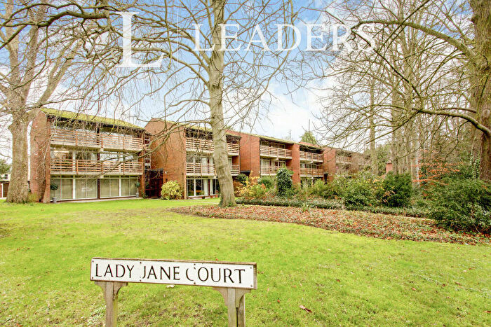3 Bedroom Flat To Rent In Lady Jane Court, CB1