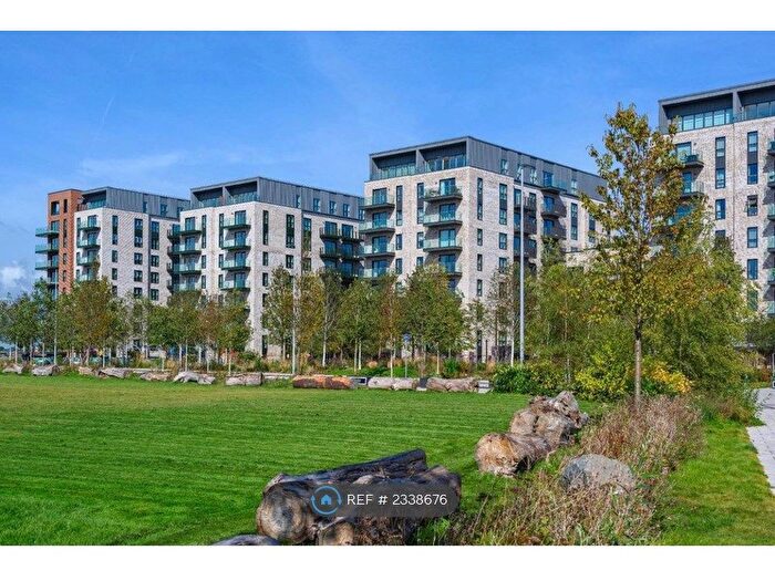 2 Bedroom Flat To Rent In Arber House, Southall, UB1