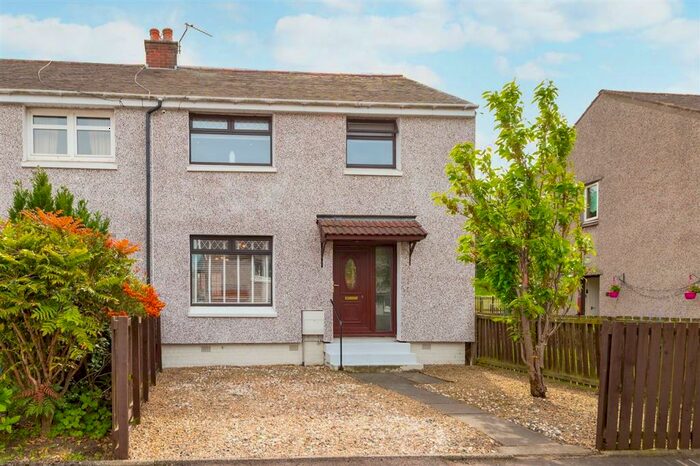 3 Bedroom End Of Terrace House To Rent In Tam O Shanter Drive, Cowie, FK7