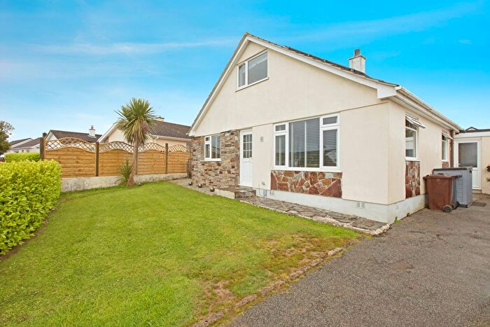 3 Bedroom Bungalow For Sale In Cryon View, Truro, Cornwall, TR1