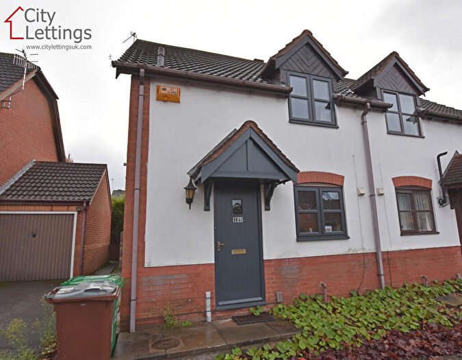 2 Bedroom Semi-Detached House To Rent In Wicket Grove, Lenton, NG7