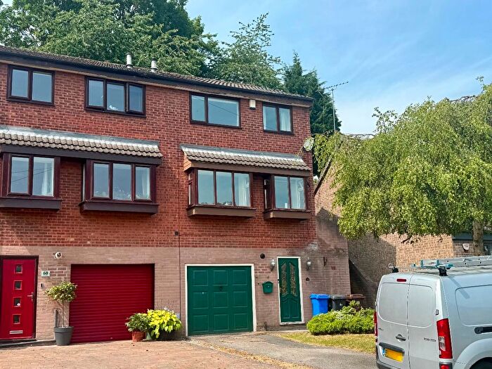 3 Bedroom Semi-Detached House To Rent In Coward Drive, Oughtibridge, Sheffield, S35