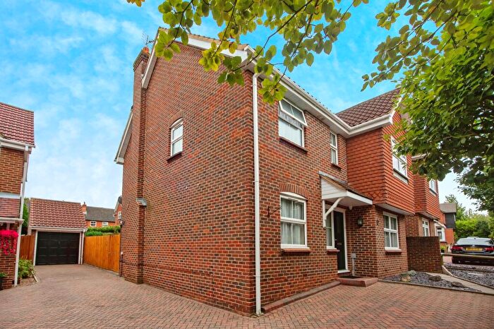 4 Bedroom Detached House For Sale In Grifon Road, Chafford Hundred, Grays, RM16