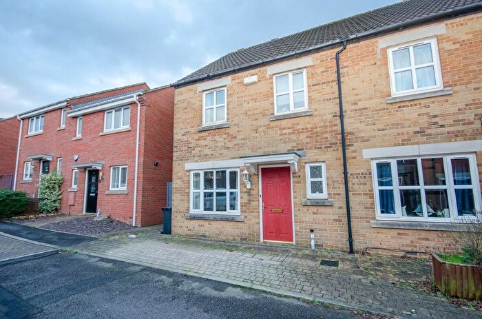 3 Bedroom Semi Detached House For Sale In Star Avenue, Stoke Gifford, Bristol, BS34