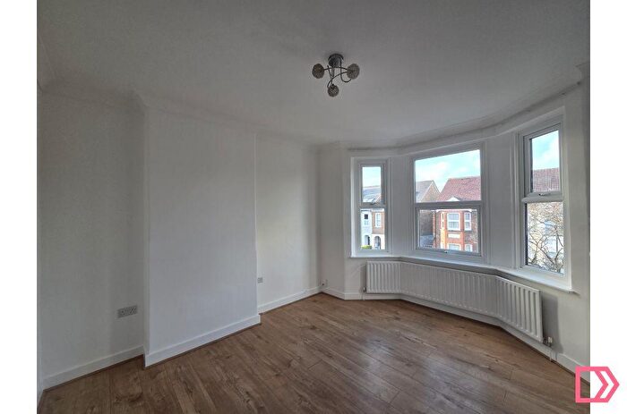 2 Bedroom Flat To Rent In A Longley Road, Harrow, Middlesex, HA1