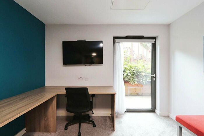 1 Bedroom Apartment To Rent In Allen Street, Sheffield, South Yorkshire, S3