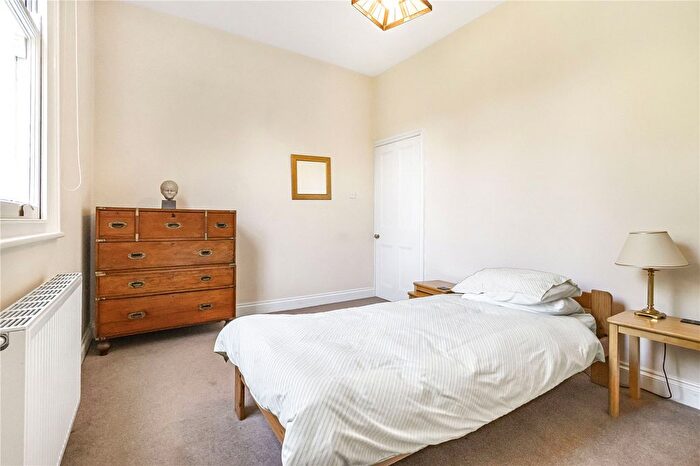 7 Bedroom Semi-detached House For Sale In Wolverton Gardens, Ealing, London, W5