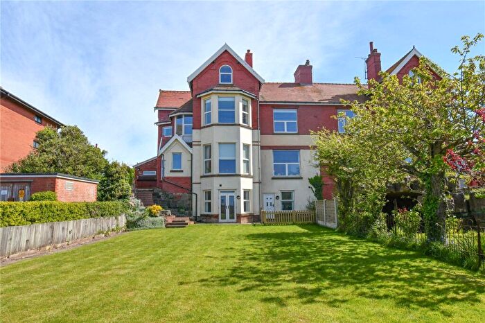 2 Bedroom Flat For Sale In Marine Road, Hoylake, Wirral, CH47