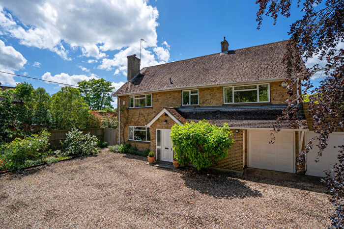 5 Bedroom House For Sale In Grange Lane, Hartley Wintney, RG27