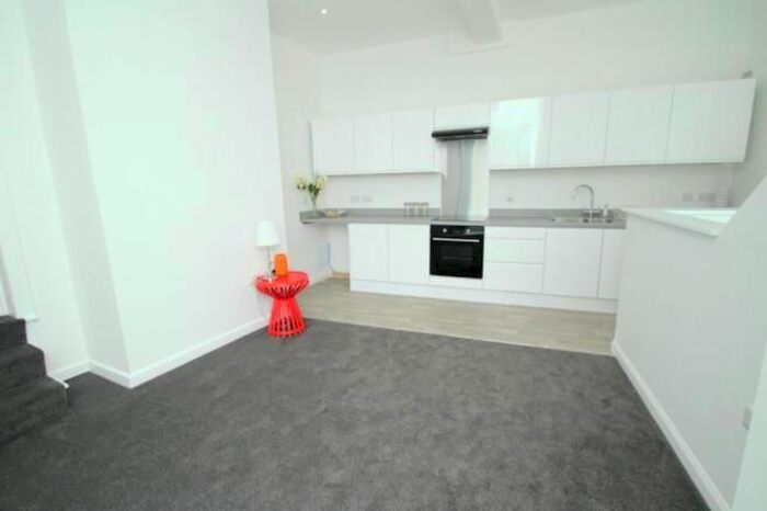 2 Bedroom Terraced House To Rent In Beecroft Street, Kirkstall, Leeds, LS5
