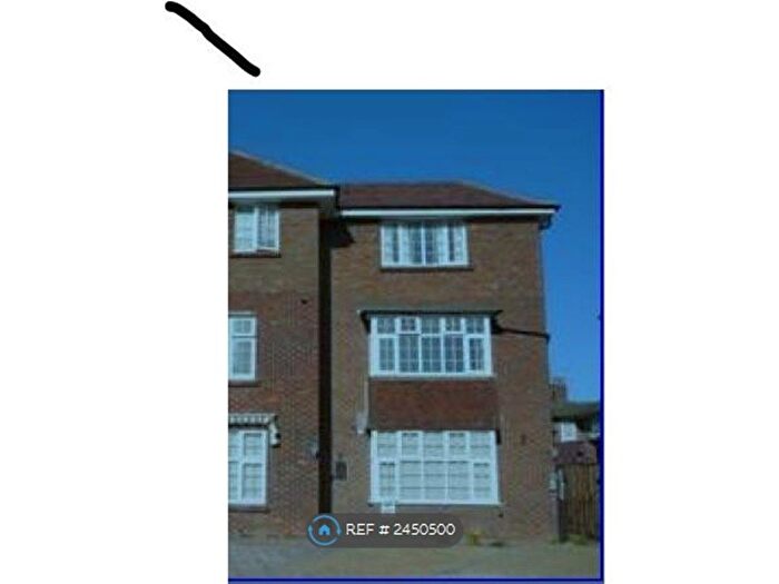 2 Bedroom Flat To Rent In Blackmill Apartments, Bognor Regis, PO21