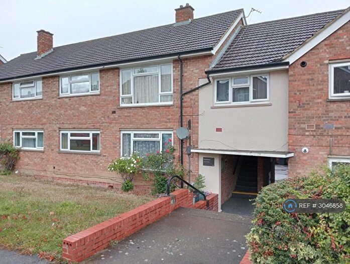 1 Bedroom Flat To Rent In Rooksmead, Bedford, MK41